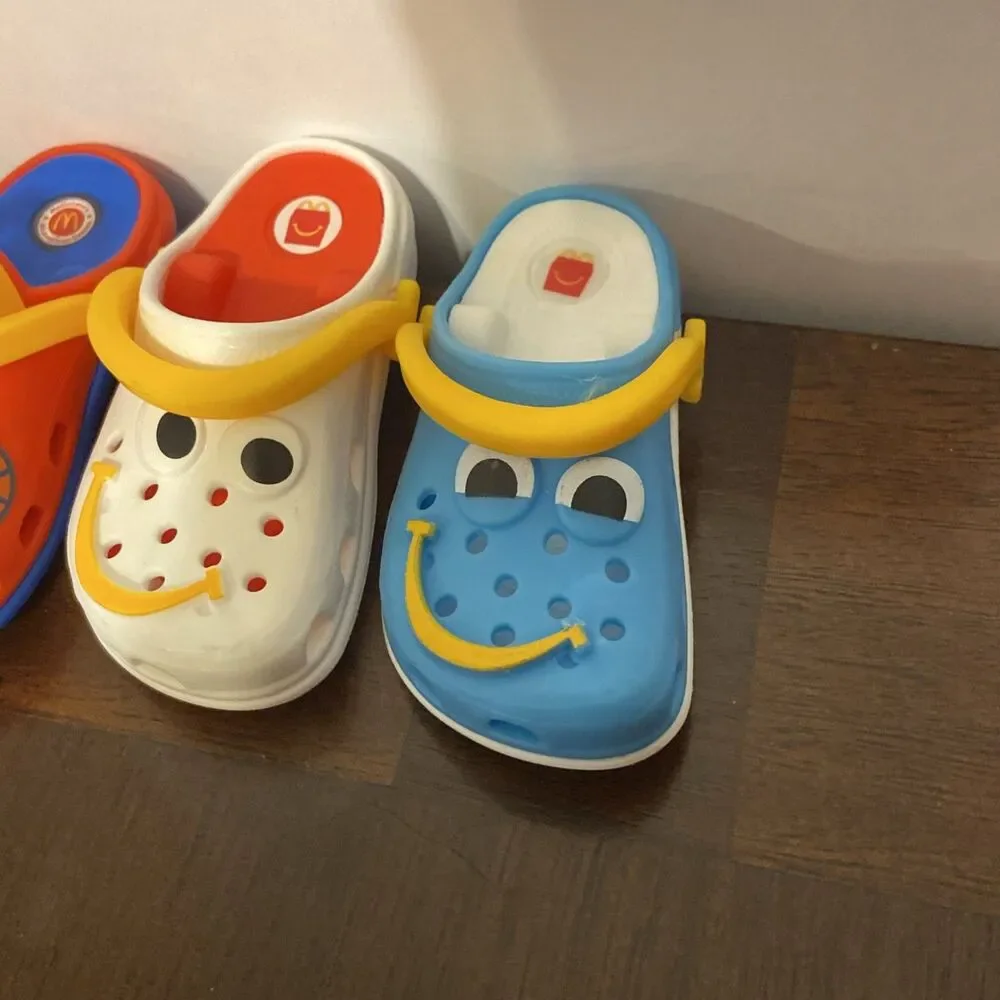 McDonalds CROCS Shoes Lot Of 5 Happy Meal Mini Key Chain Toys